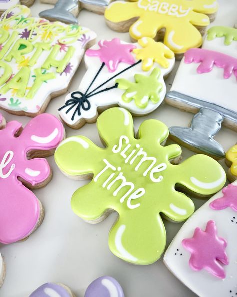 It's SLIME TIME for Gabby's birthday! Slime Time Birthday Party, Slime Themed Birthday Party, Slime Theme, Slime Birthday, Slime Time, Slime Party, Best Sugar Cookies, Themed Birthday Party, May 7