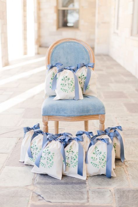 Blush Wedding Centerpieces, Blue And Blush Wedding, Welcome Baskets, Wedding Welcome Gifts, Wedding Crest, Welcome Bag, Diy Bride, Saint Anthony, Wedding Welcome Bags