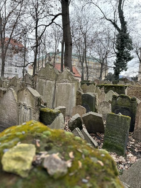 Old Jewish cemetery,Prague Jewish Cemetery, Prague, Cemetery