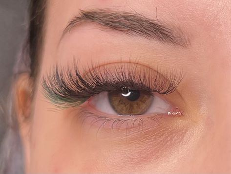 Lash Extensions With Green, Green Lash Extensions, Siren Lashes, Green Lashes, Black Lashes, Green Accents, Puerto Rican, Fall 2023, Lash Extensions