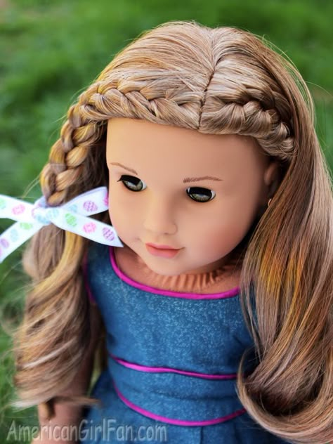 Braided Doll Hairstyle For Easter! (Click through For tutorial) Ag Doll Hairstyles, Barbie Doll Hairstyles, Doll Hairstyle, American Girl Hairstyles, Doll Hairstyles, American Girl Doll Hairstyles, American Girl Doll Diy, Ag Hair Products, A Hairstyle