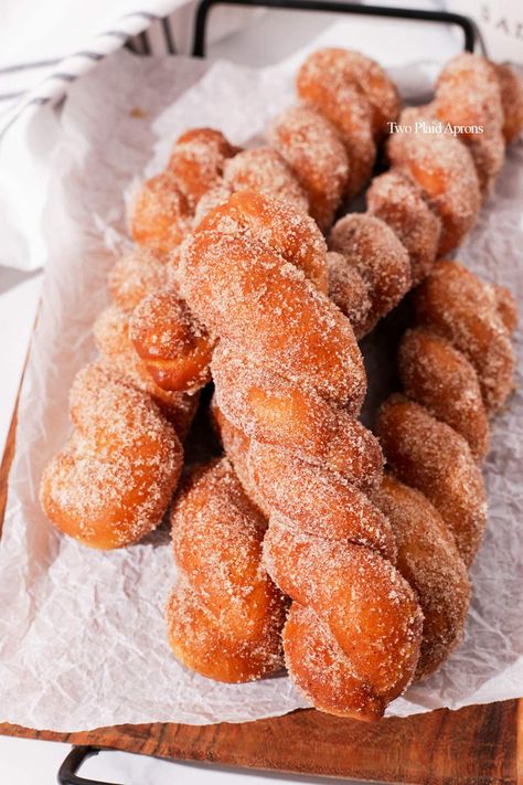 Korean Twisted Donuts (Kkwabaegi) | Two Plaid Aprons Korean Dessert, Korean Desserts, Korean Street Food, Asian Desserts, Donut Recipes, Food Obsession, Interesting Food Recipes, Cafe Food, Korean Food