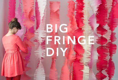 Big Fringe Garland DIY Fringe Diy, Boutique Ideas, Foto Tips, Hanging Decorations, Party Entertainment, E Card, Diy Party Decorations, Party Inspiration, Diy Party