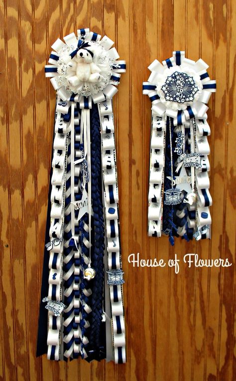 Goddard High School Homecoming Mum and Garter Freshman Homecoming Mum, Mum Ideas Homecoming Freshman, Freshman Mums Homecoming, School Spirit Crafts, School Mums, Highschool Life, Mum Homecoming, Mums Homecoming Freshman, Pep Squad