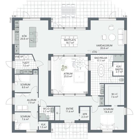 Dröm Hus Planer, Atrium House, Courtyard House Plans, Home Design Floor Plans, Casas Coloniales, House Layout Plans, Mediterranean Home, Courtyard House, Mediterranean Homes