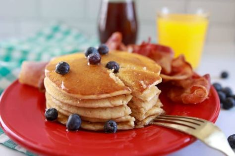 Blackstone Griddle Pancakes - Fork To Spoon Blackstone Pancakes, Black Stone Breakfast, Griddle Pancakes, Diner Pancakes, Pancake Batter Recipe, Pancake Bar, Black Stone Recipes, Griddle Cooking Recipes, Wrapped Dates