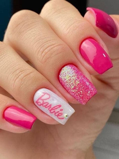 Barbie pink nails: hot pink, glitter, and Barbie accent Kids Nail Art Designs, Pink And White Nails, Fake Acrylic Nails, Barbie Pink Nails, Plum Nails, Barbie Nails, Pink Chrome Nails, Barbie Inspired, Tree Nails