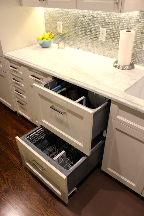 Fisher & Paykel double drawer dishwashers - panel ready. Two Drawer Dishwasher, Double Drawer Dishwasher, Dish Drawers, Marble Countertops Kitchen, Double Drawer, Drawer Dishwasher, Fisher Paykel, Smitten Kitchen, Ideas Hogar