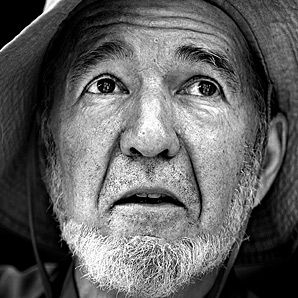 "Remember that you're probably going to live for another 50 years. Don't get locked up  in the immediate goals of what you're going to do and where you're going to move and how much you're going to earn." �—Jared Diamond Jared Diamond, German Wine, Facing Fear, The Scientist, Personal Values, The Last Word, Real Man, Life Advice, Infp