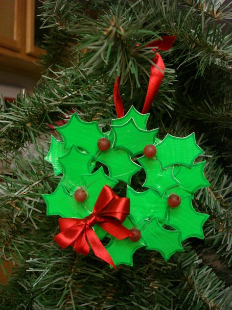 Duct Tape Projects, Bead Tree, Useful Projects, Holly Wreath, Leaf Template, Christmas Projects Diy, Christmas Time Is Here, Duck Tape, Jingle All The Way