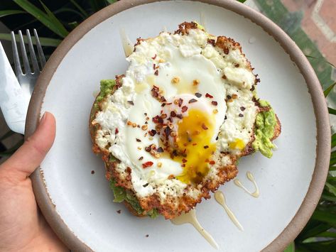 Best Eggs Recipe, Crispy Feta Fried Egg, Crispy Feta, Feta Eggs, Fried Feta, Egg And Toast, Keto Breakfasts, Avocado Toast Egg, Tiktok Recipes