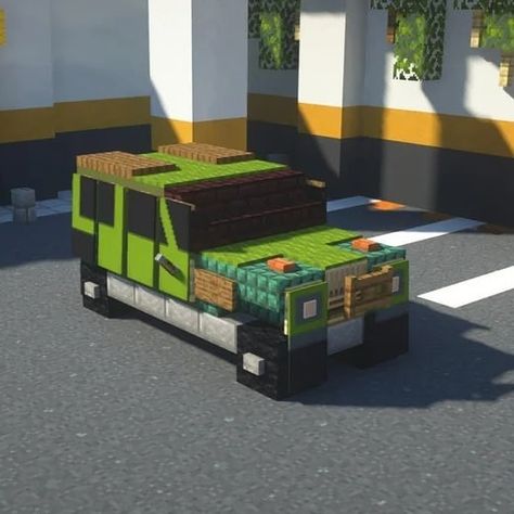 Minecraft Builds and More on Instagram: “Mercedes G Class 3 doors - credits: u/PomChuBoi 🔥 Remember Follow us; @minecraft_mornings and like the post! ________________________ 🎨…”