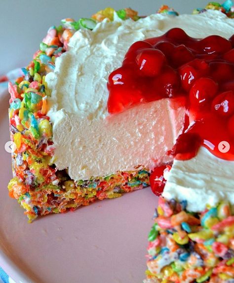 Fruity Pebbles Cheesecake, Fruity Pebble Cheesecake, Unique Cheesecake, White Chocolate Chip Cookies, Bake Cheesecake, Ideas For Easter Decorations, Fruity Pebbles, Ideas For Easter, No Bake Cheesecake