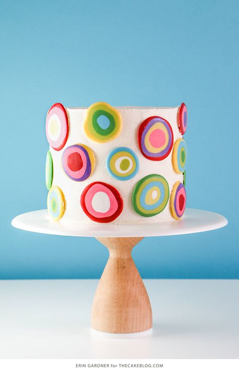 Mod Polka Dot Cake - how to make colorful polka dot toppers for cakes and cupcakes using chocolate coating | Erin Gardner for TheCakeBlog.com Polka Dot Cake, Flower Pot Cake, Dot Cake, Polka Dot Cakes, Cake Blog, Chocolate Flowers, Summer Cakes, Chocolate Coating, Colorful Cakes