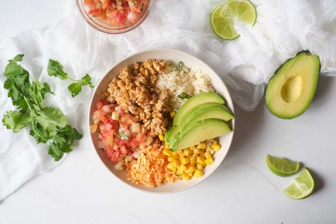 Easy chicken burrito bowls Healthy Ground Chicken Recipes, Healthy Ground Chicken, Ground Chicken Recipes Healthy, Chicken Burrito Bowls, Pound Dropper, Turkey Ideas, 2023 Recipes, Recipe Builder, Chicken Burrito