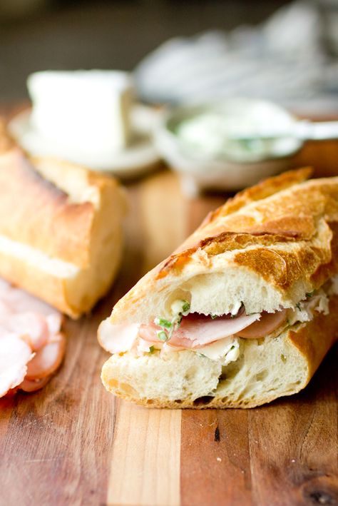 Ham and Brie Baguette - The Gourmet Gourmand French Baguette Sandwich, Brie Baguette, French Sandwich Recipes, Gourmet Sandwiches Recipes, Party Food Sandwiches, Recipe For Ham, Brie Sandwich, French Sandwich, Butter Chicken Sauce