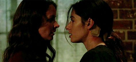 Shoot Root And Shaw, Sarah Shahi, The L Word, Person Of Interest, Serie Tv, Old Internet, You Never, Tv Shows, Internet