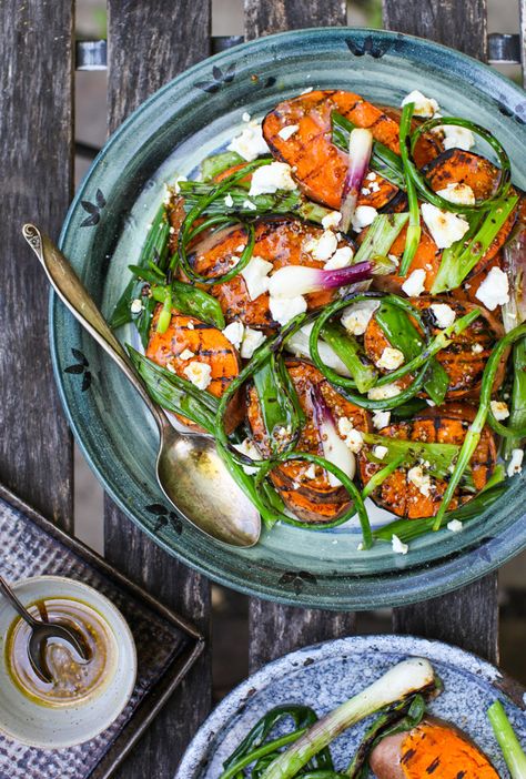 Grilled Green Onion Warm Potato Salad, Grilled Salad, Grilled Sweet Potatoes, Weekend Lunch, Sweet Potato Salad, Garlic Scapes, Onion Salad, Salad With Sweet Potato, Juicy Tomatoes