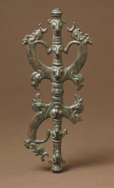 Finial in the form of "Master of Animals" | LACMA Collections Ancient Near East, Ancient Persia, Ancient Persian, Prehistoric Art, Ancient Mythology, Persian Culture, Ancient Sculpture, Iranian Art, Cleveland Museum Of Art