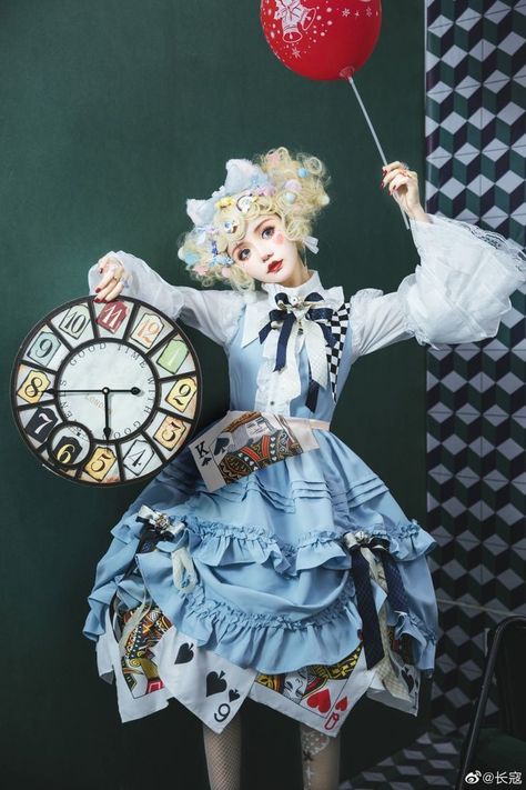 Steampunk Alice In Wonderland, Alice In Wonderland Outfit, Alice Costume, Alice Cosplay, Alice In Wonderland Dress, Alice In Wonderland Aesthetic, Wonderland Dress, Rabbit Costume, Alice In Wonderland Costume