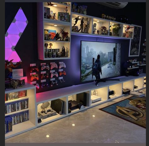 Sala Nerd, Gamers Aesthetic, Gamer Room Design, Room Decor Gaming, Games Room Inspiration, Small Game Rooms, Geek Room, Boys Game Room, Aesthetic Gaming