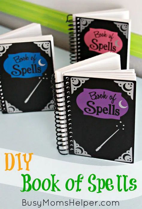 100+ DIY Harry Potter Ideas - Busy Moms Helper Diy Book Of Spells, Harry Potter Diy Crafts, Diy Harry Potter Crafts, Harry Potter Bookmark, Diy Harry Potter, Harry Potter Bday, Book Of Spells, Harry Potter Potions, Harry Potter Wizard