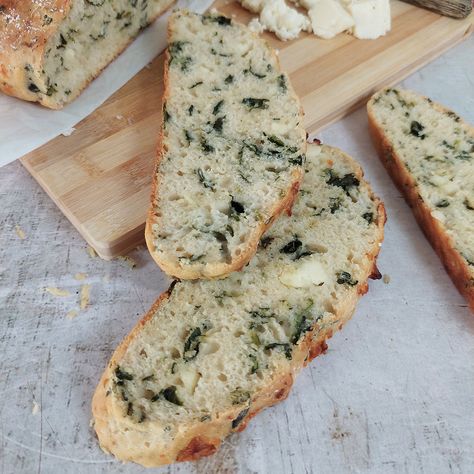 Spinach And Feta Bread, Bun Recipes, Spinach Feta, Beer Bread, No Knead Bread, Bread Bun, No Knead, Bun Recipe, Spinach And Feta