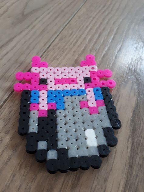 Perler bead minecraft axolotl Peeler Bead Ideas Minecraft, Pearler Bead Minecraft Patterns, Melting Beads Minecraft, Perler Beads Ideas Small Minecraft, Minecraft Melty Beads, Mcyt Perler Bead Patterns, Perler Axolotl, Perler Ideas Cute, Pyssla Ideas Minecraft