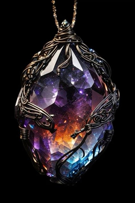 Magical Necklace Art, Fantasy Crystal Necklace, Magic Gem Fantasy Art, Fantasy Necklace Magic, Dnd Necklace Art, Dnd Magic Necklace, Magic Amulet Necklace, Magic Accessories Jewelry, Fantasy Gemstone Art