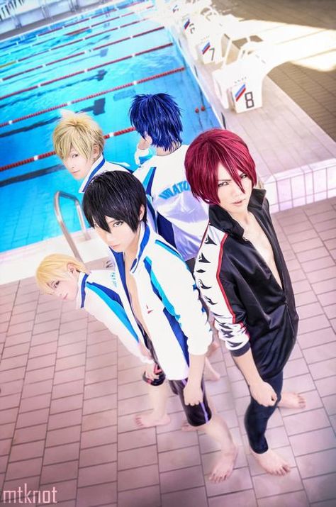 Free! Free Cosplay, Swimming Anime, Amnesia Anime, Fitness Shirts, Free Iwatobi Swim Club, Free Iwatobi, Epic Cosplay, Cosplay Tutorial, Iwatobi Swim Club