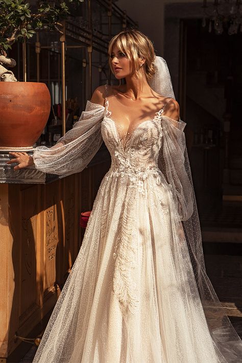 Wedding Dress With Puffy Sleeves, Stylish Sleeves, مركز ثقافي, Dress With Puffy Sleeves, Barbie Wedding Dress, White Champagne, African Wedding Dress, Pretty Wedding Dresses, Barbie Wedding