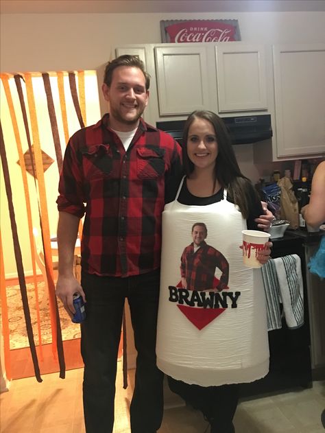 Brawny man couples Halloween costume Brawny Man Costume, Brawny Man, Lumberjack Halloween, Diy College Halloween Costumes, Halloween Costumes Couples Funny, Last Minute Couples Costumes, Halloween Diy Costumes, Beard Costume, Halloween Costumes Diy Couples