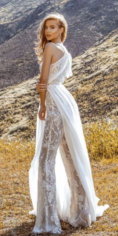 Jumpsuit Wedding Dress, Jumpsuit Wedding, Wedding Dress A Line, Wedding Dress Gallery, Halter Wedding Dress, Wedding Inspirasi, Wedding Dresses 2020, Bridal Jumpsuit, Sophisticated Bride