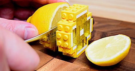 Food Stop Motion, Lego Stopmotion, Cake Lego, Lego Food, Animation Artist, Used Legos, Lego Videos, Lego Club, Animation Stop Motion