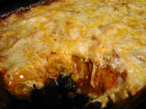 Recipes Using Tamales, Hormel Tamales Recipe, Canned Tamales, Chicken Salsa Verde, Tamale Recipes, Frito Chili, Easy Tamales, Frito Chili Pie, Tamale Pie Recipe