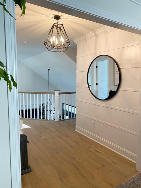 Shiplap Wall Hallway, Reverse Shiplap Wall, Farmhouse Feature Wall Ideas, Modern Farmhouse Feature Wall, Reverse Shiplap, Feature Wall Modern, Farmhouse Feature Wall, Shiplap Diy, Feature Wall Ideas