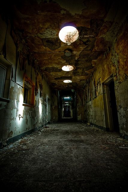 Wattpad Background, Old Abandoned Buildings, Abandoned Asylums, Abandoned Hospital, رعب نفسي, The Occult, Scary Places, Haunted Places, Dark Places