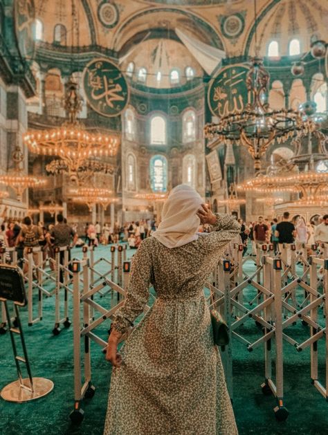 Istanbul Hagia Sophia, Hagia Sophia Mosque, Turkey Photography, Istanbul Turkey Photography, Trip Photography, Istanbul Travel, Hagia Sophia, Turkey Travel, Istanbul Turkey