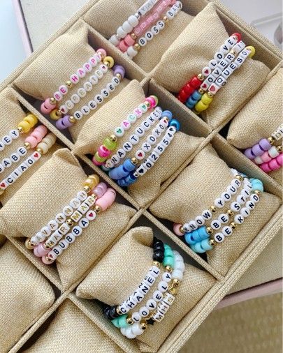 Stretch Beaded Bracelets Diy, Rave Bracelets, Word Bracelets, Letter Bead Bracelets, Pony Bead Bracelets, Homemade Bracelets, Bracelets Ideas, Bracelet Stacking, Word Bracelet