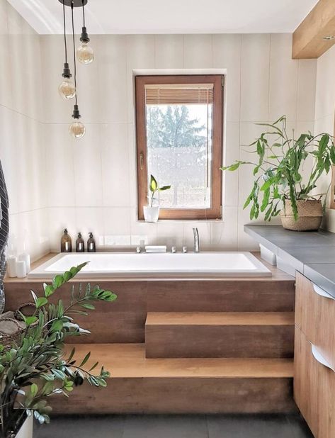 Sunken Bathtub with Steps: Why Are They Gaining Popularity - Decoholic Bathtub With Steps, Bathtub Steps, Bathroom Jacuzzi Tub Ideas, Sunken Bathtub, Spa Style Bathroom, Bohemian Bathroom, Modern Bathtub, Bathtub Tile, Bathtub Design