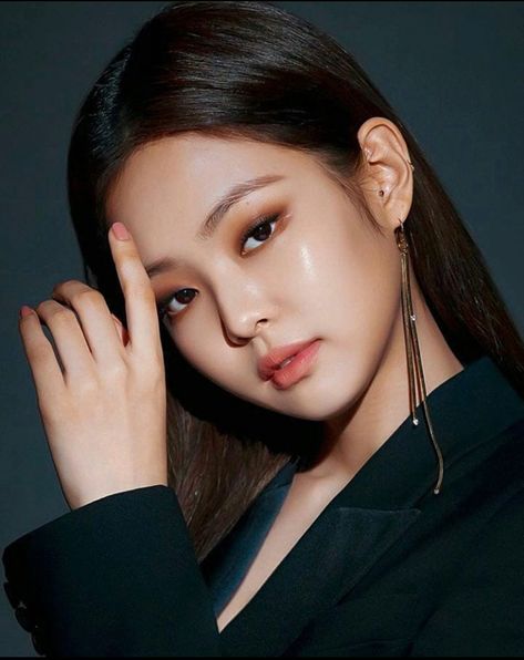 Kim Makeup, Korea Makeup, Make Up Inspo, Stage Makeup, Dark Makeup, Beauty Goals, Asian Makeup, Jennie Kim, Kim Jisoo