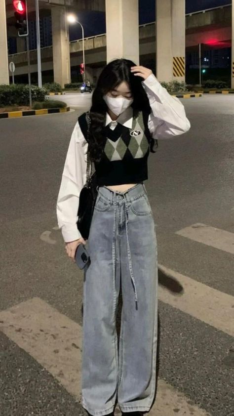 Cute Korean Outfits, ماثيو ماكونهي, Outfit Korean Style, Korean Outfit Street Styles, Outfit Korean, Korean Casual Outfits, Outfit Trends, Mode Inspo, Kpop Fashion Outfits