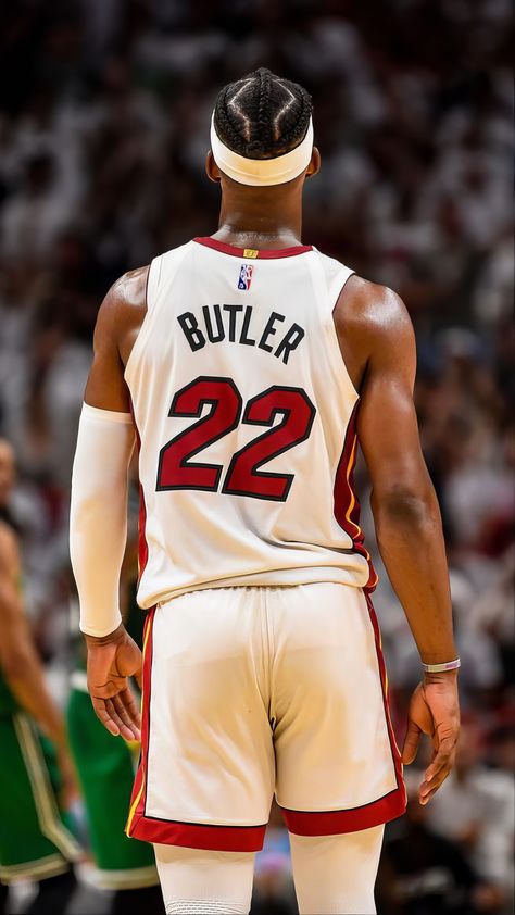 Jimmy Butler Wallpaper, Butler Aesthetic, Nba Basketball Art, Jimmy Butler, Basketball Photography, Nba Wallpapers, Black Men Hairstyles, Nba Pictures, Nba Stars