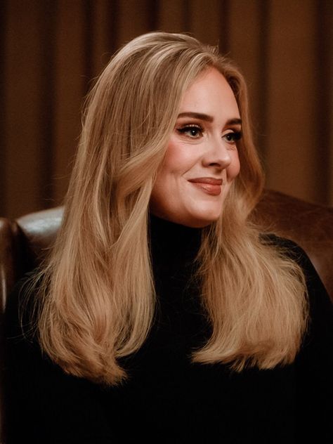 yana on Twitter: "adele's ethereal beauty is indeed sculpted by the gods… " Adele Hair, Adele Video, Adele Photos, Cut Her Hair, Green Hair, Beauty Inspiration, Adele, Hair Looks, New Hair