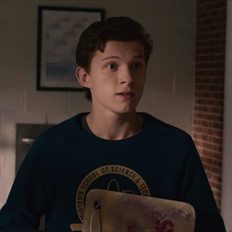 Tom Peter Parker, Spiderman Pfp Tom Holland, Peter Parker Icon Tom Holland, Peter Parker Tom Holland Icons, Peter Parker Mcu, Peter Parker Pfp, Spiderman Actor, Peter Parker Tom Holland, Tom Spiderman