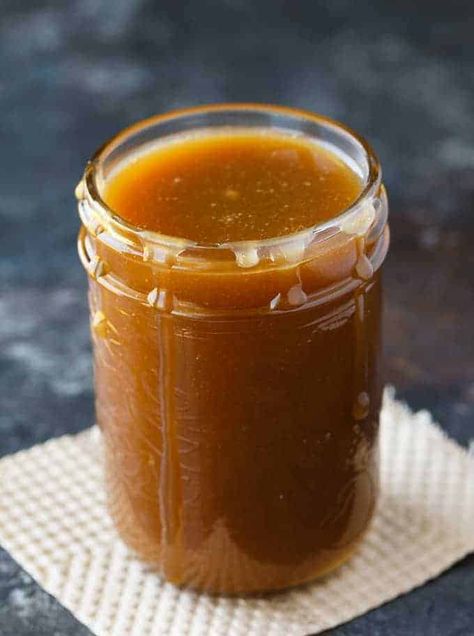 How to Make Homemade Caramel Sauce - Simply Stacie Caramel Apple Cookies, Balsamic Vinaigrette Recipe, Simply Stacie, Balsamic Vinaigrette Dressing, Caramel Recipes Sauce, Caramel Desserts, Homemade Caramel Sauce, Keto Dessert Easy, Vinaigrette Dressing