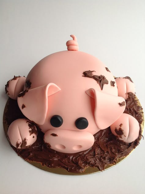 Pig Shaped Cake, Pig Pen Cake, Pig Themed Birthday Cake, Pink Pig Cake, Cake Pig Design, Pig Cakes Ideas, Pig Cakes Birthday, Pig Face Cake, Piggy Cake Ideas