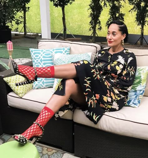 Mesh Socks Outfit, Modest Chic Outfits, Tracie Ellis Ross, Traci Ellis Ross, Tracey Ellis Ross, Prints Street Style, Tracee Ellis Ross Style, Tracey Ellis, Tracee Ellis Ross Fashion