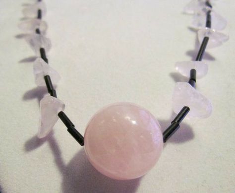 Shikon Jewel, Inuyasha Cosplay, Inuyasha Fan Art, Inu Yasha, Anime Items, Kagome Higurashi, Anime Crafts, Jewel Necklace, Pastel Pink Aesthetic