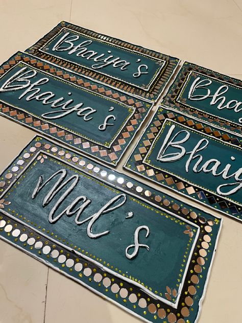 Name Plates For Home Diy, Name Plate Diy, Diy Name Plate, Diy Nameplate, Nameplate Ideas, Lippin Art, Lippon Art, Lipan Art, Crafts Aesthetic